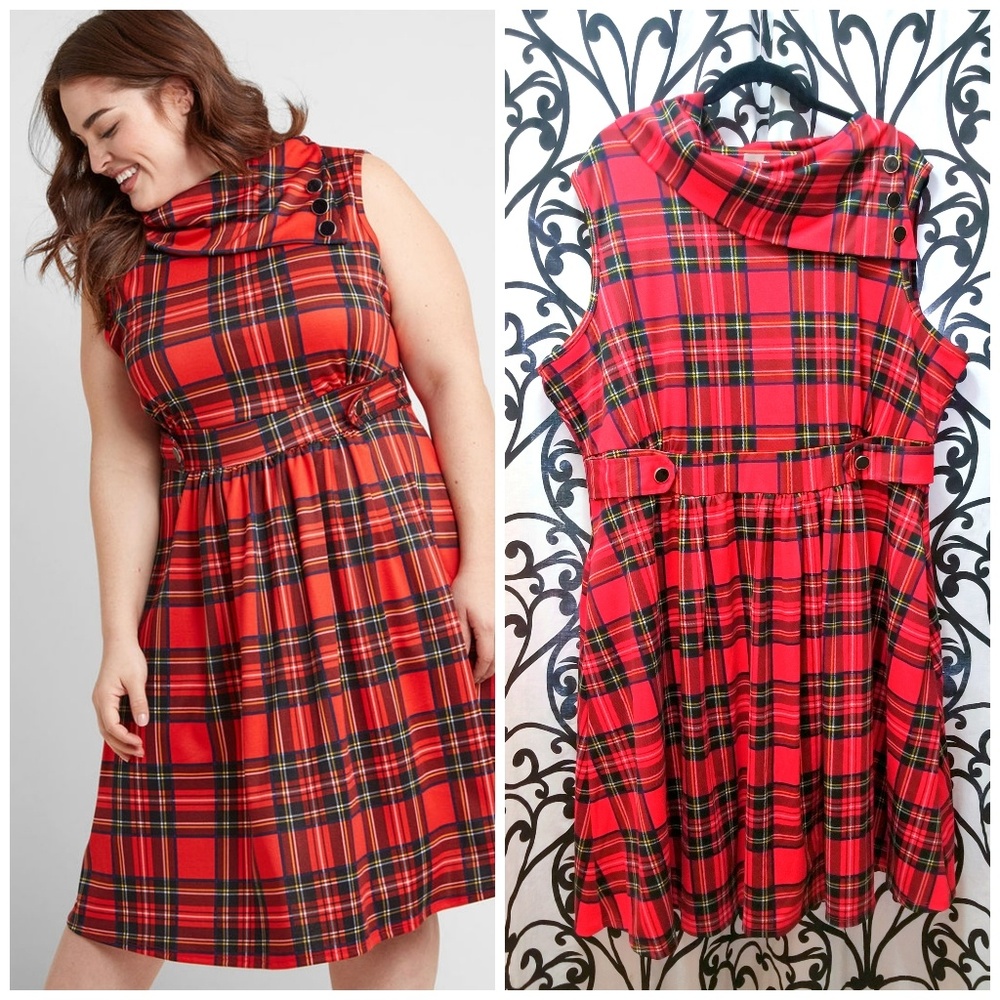 MODCLOTH Yellow Star Red Plaid Holiday Knit Dress